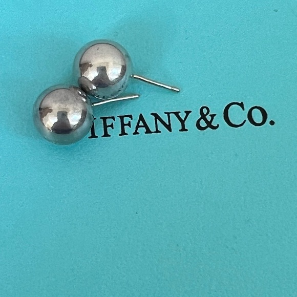 🔴Authentic TIFFANY & CO Sterling Silver Bead Ball Stud Earrings 🔴 - Picture 4 of 4